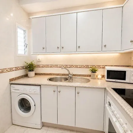 Canteras,nearby Beach,cozy,great Location *