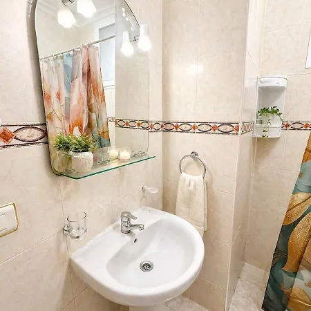 Canteras,nearby Beach,cozy,great Location *